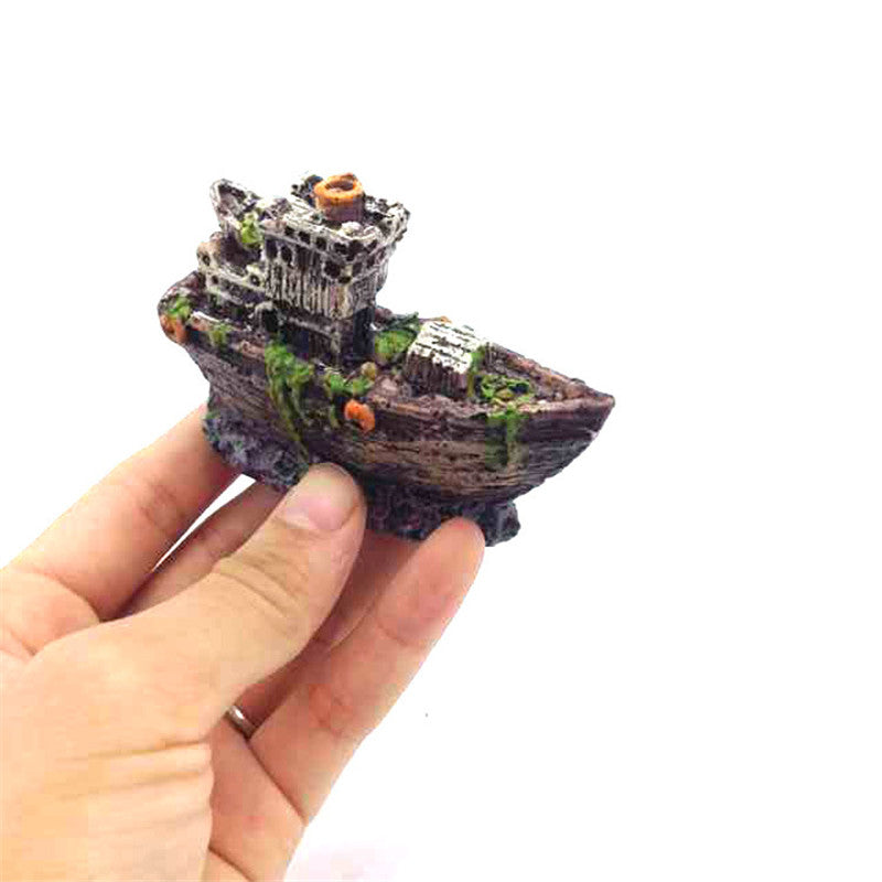 Small Sunken Boat Aquarium Decoration