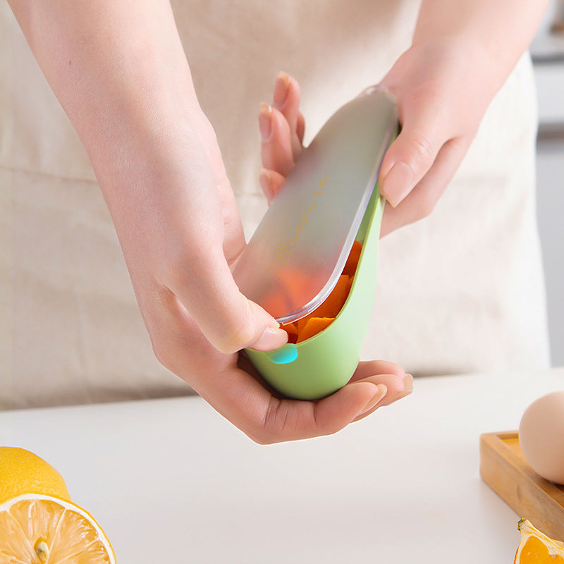 Peel Perfection in a Snap: The Easy Clean Peeler!