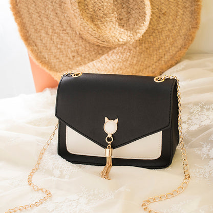 Small Crossbody/Shoulder Bag - Very Pretty!