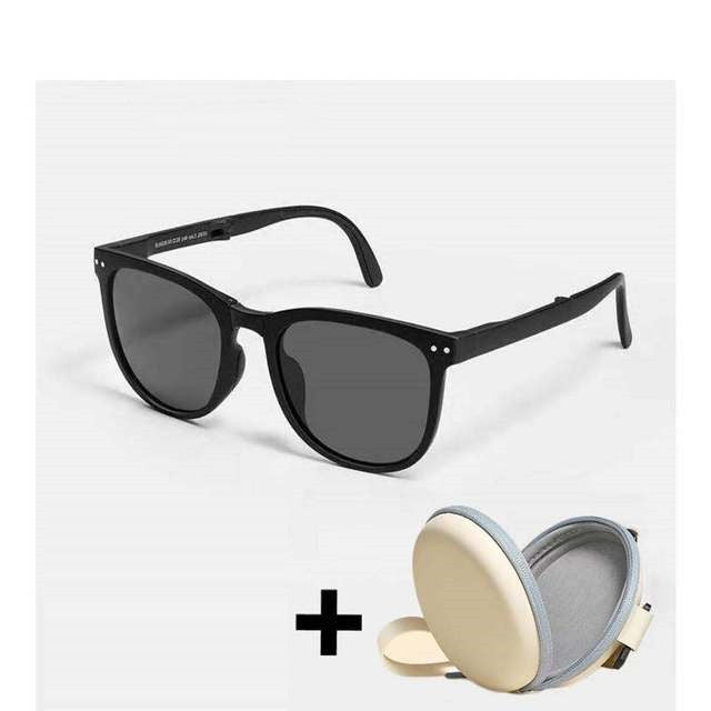 Trendy Folding Sunglasses - Convenient and Stylish!